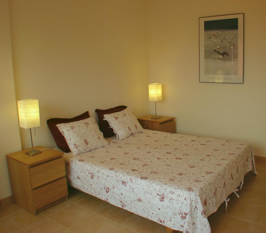 Apartment Joao De Barros Коста да Капарика Екстериор снимка